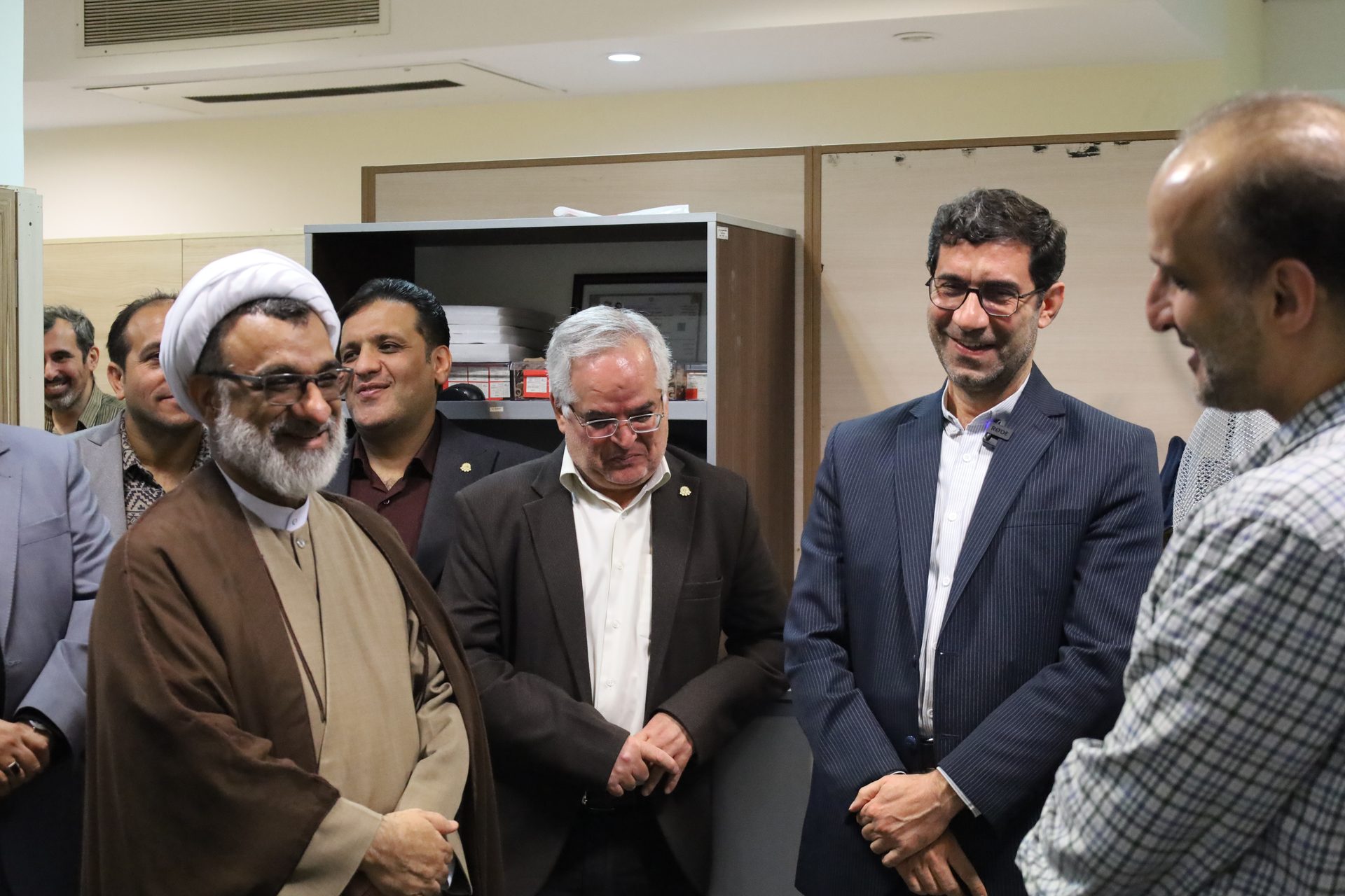 بازدید دبیر شورای عالی انقلاب اسلامی از پارک علم و فناوری دانشگاه صنعتی امیرکبیر
