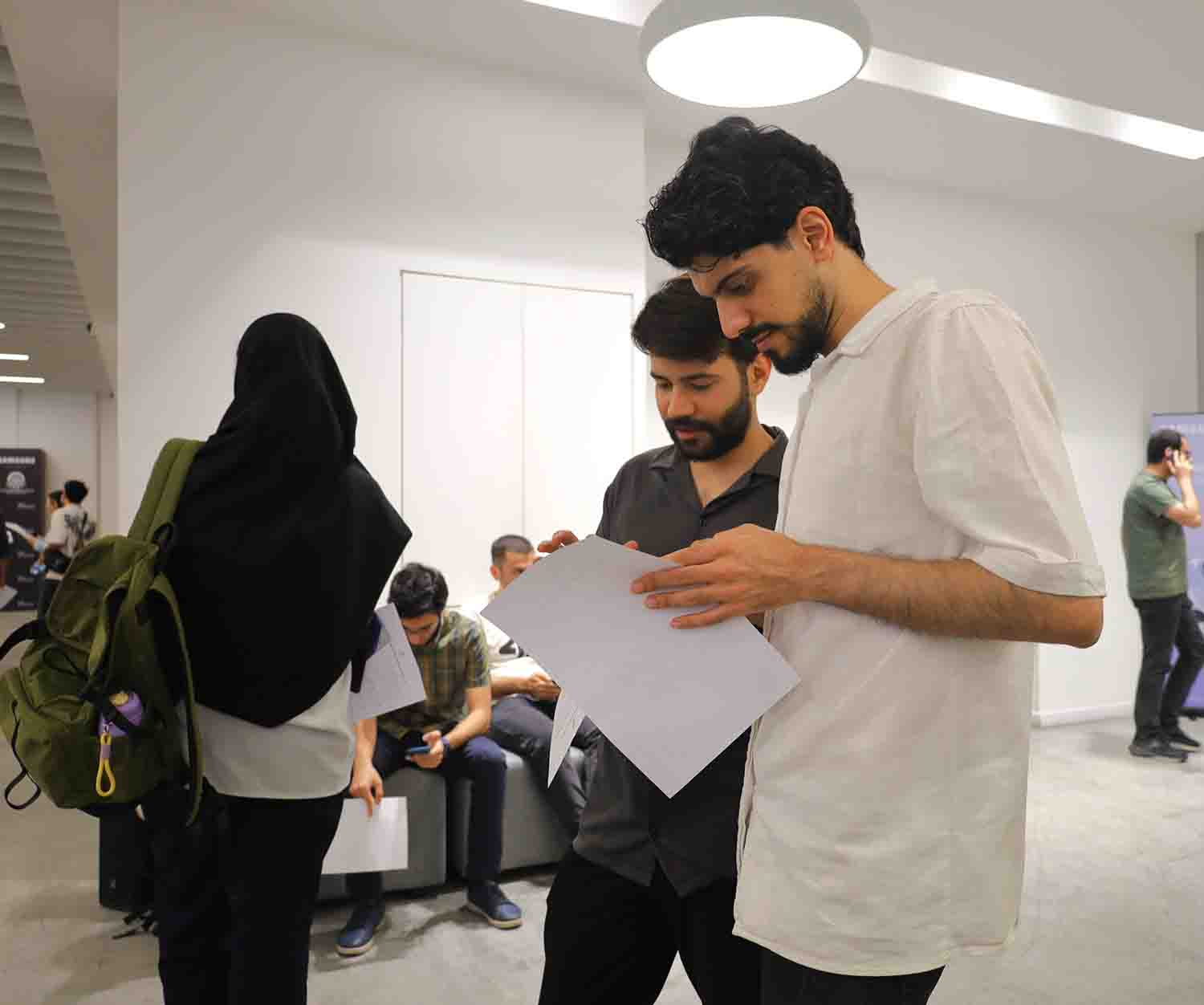 بازدید دانشجویان دانشگاه صنعتی امیرکبیر از پارک علم و فناوری؛ از آشنایی با شرکت‌های دانش‌بنیان تا ورود به طرح «همیار دانشجو»