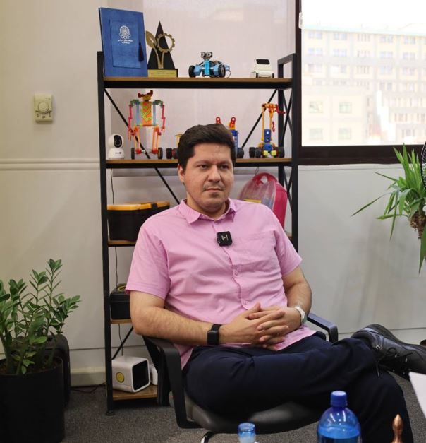 استارتاپ ماه، روایت مسیر رشد سما آریانیک